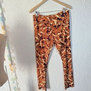 LuLaRoe Orange and Tigger Leggings